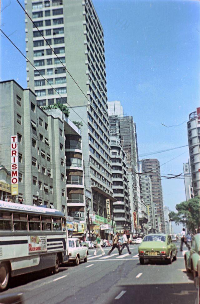Fotos Fascinantes Mostram As Ruas Do Centro De São Paulo No Início Dos Anos 70 Vcsp By Buenas